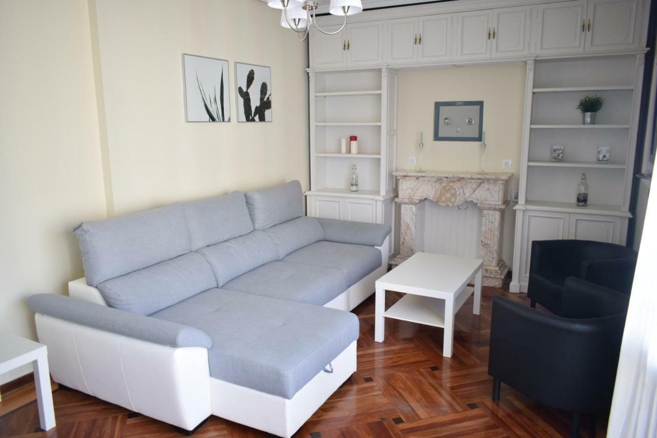 Ferienwohnung Espacios Blanco Santiago - Con Parking. Valladolid Exterior foto